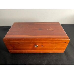 Vintage Lane Cedar Chest Keepsake Box Seidel Bryan & Bruns Taylorville Illinois